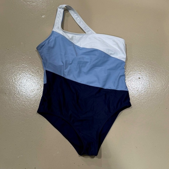 One shoulder backless colorblock swimsuit onepiece built in bra size Large - Picture 3 of 9
